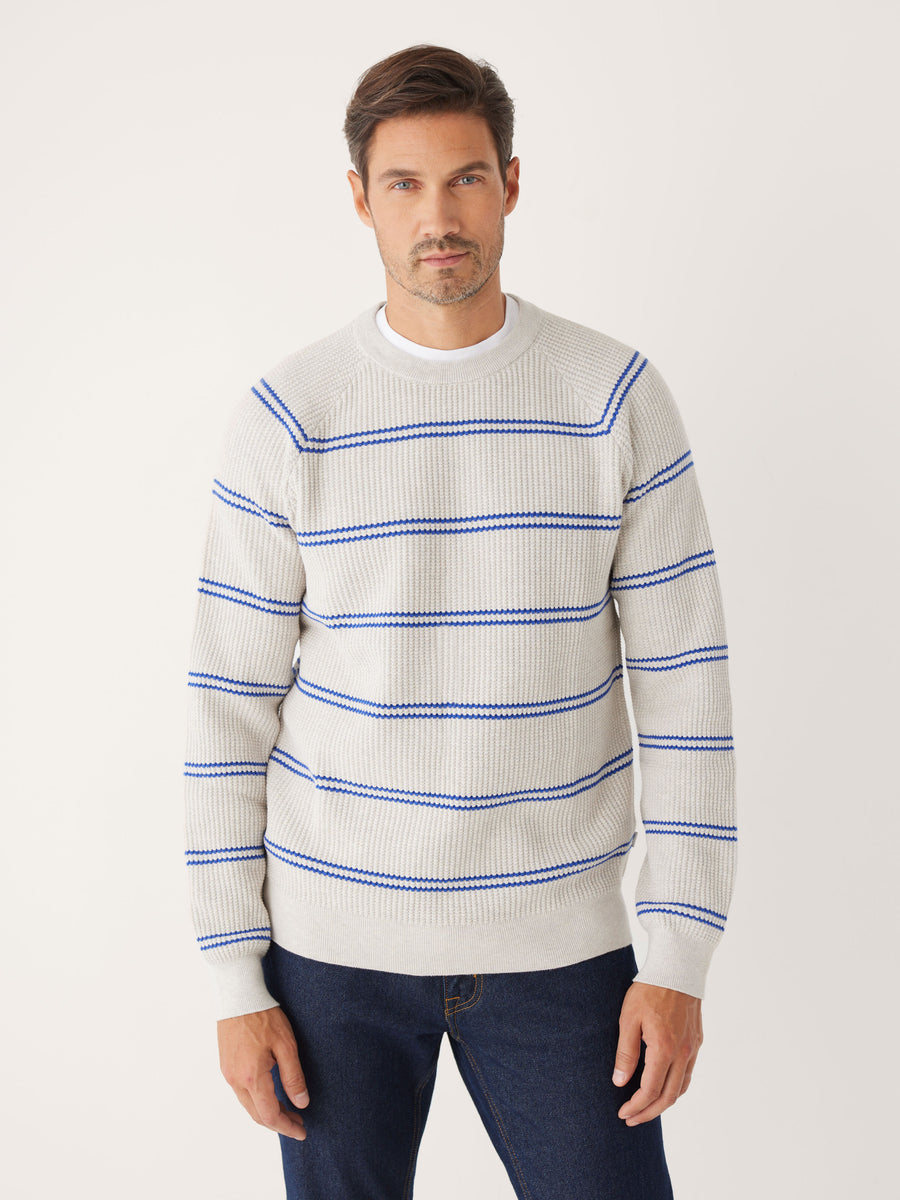 The V-Neck Sweatshirt in Pine Grove – Frank And Oak Canada