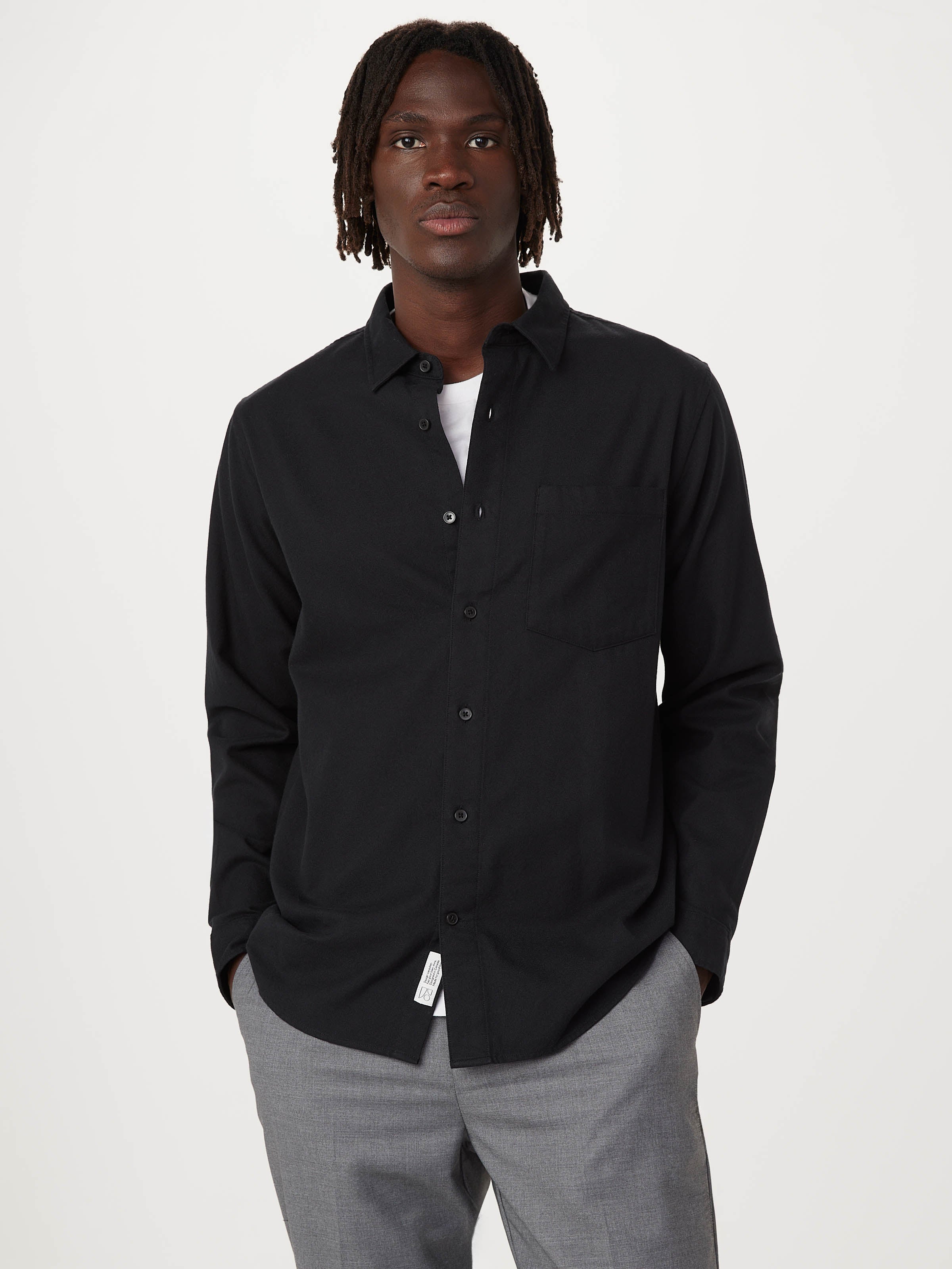 The Yak Wool Flannel Shirt in Black – Frank And Oak Canada
