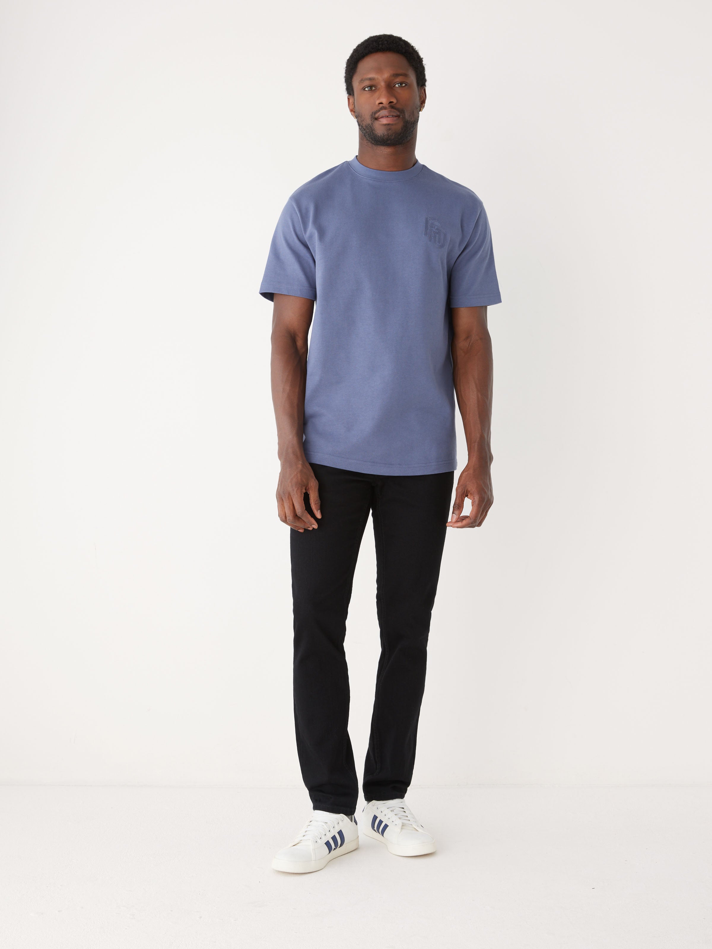 The Relaxed Logo T-shirt in Nightshadow Blue