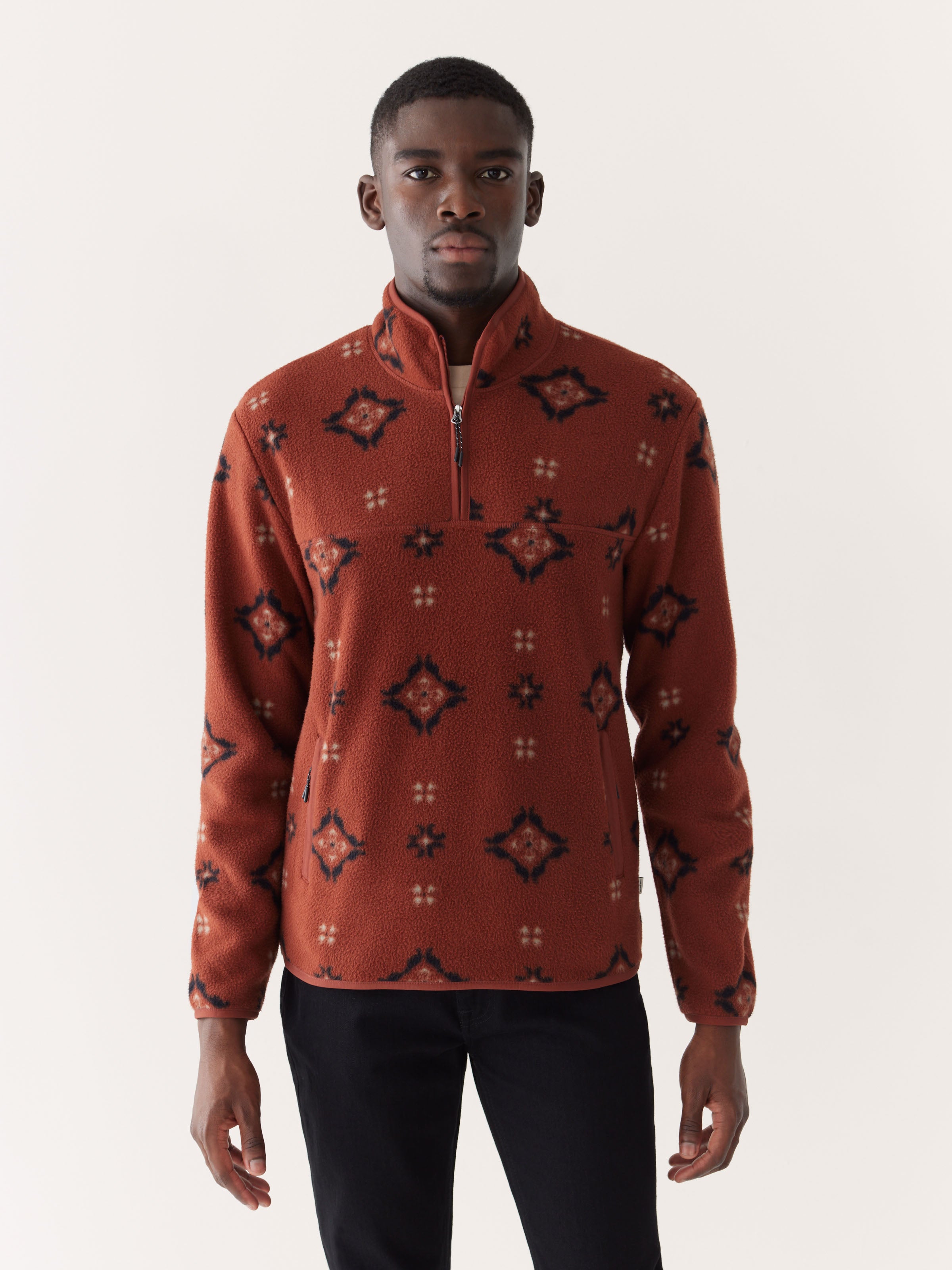 The Axis Polar Fleece Pullover in Brick Red – Frank And Oak Canada