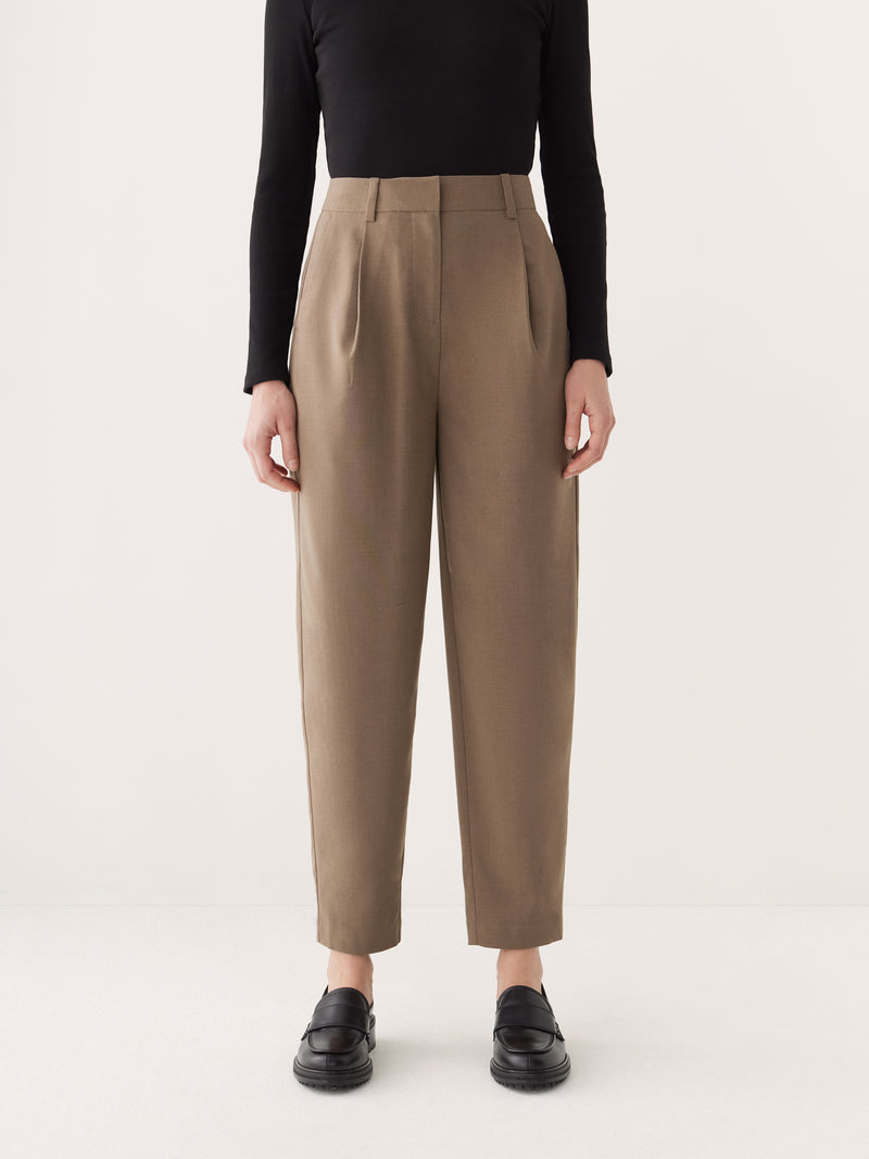 The Amelia Balloon Pant in Muted Brown – Frank And Oak Canada