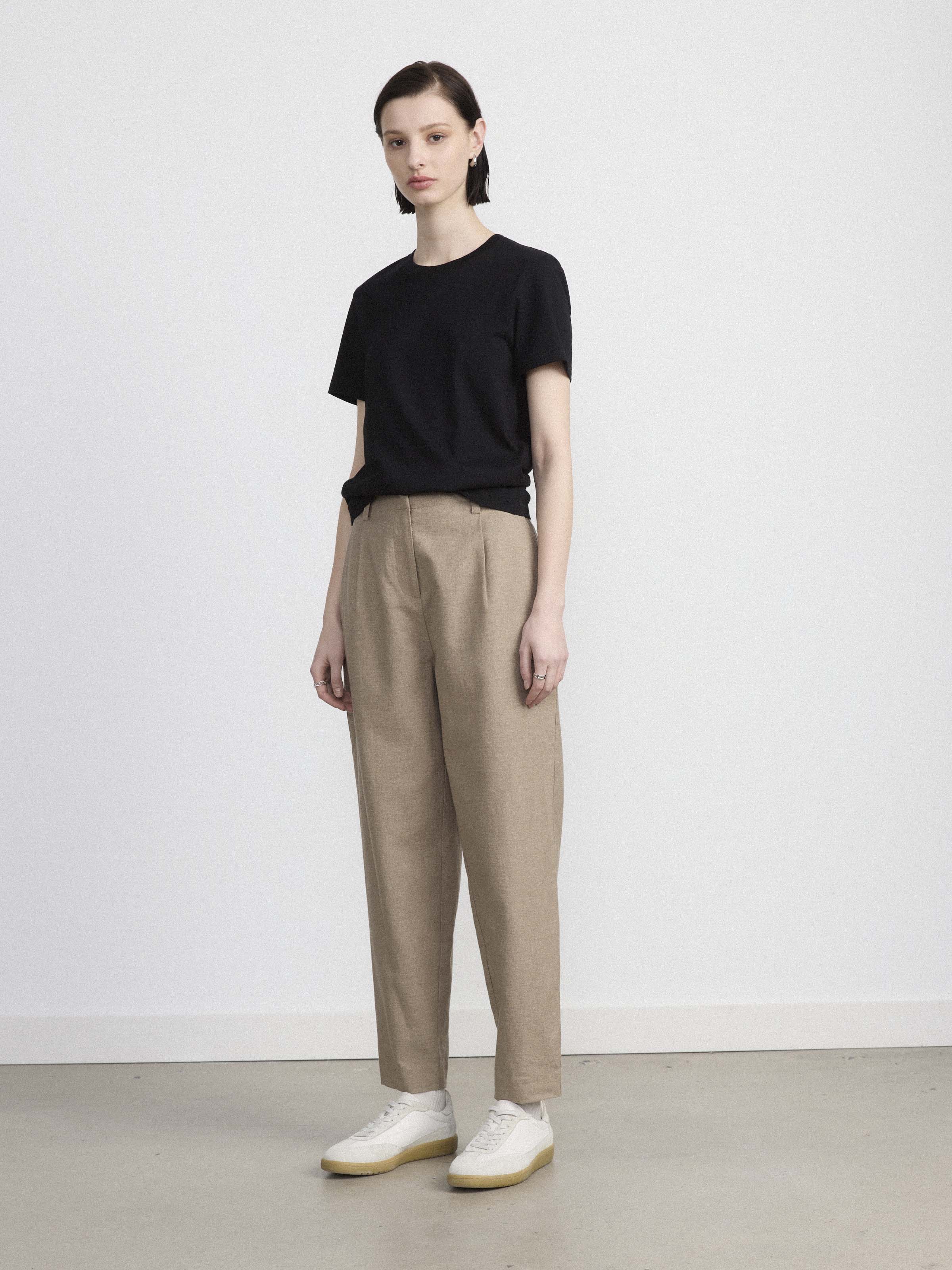 The Amelia Balloon Pant in Light Brown – Frank And Oak Canada